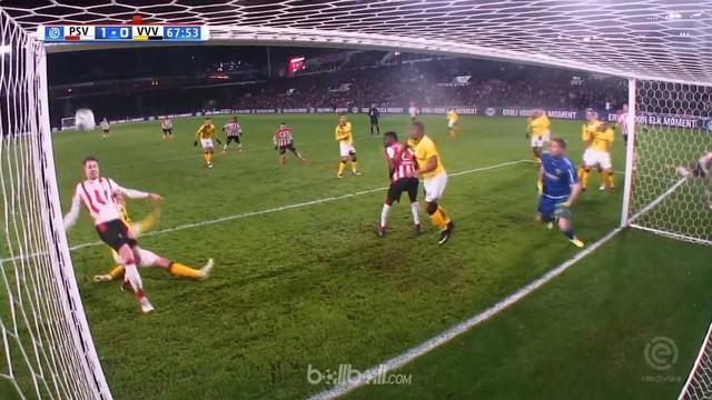 Mantan pemain Chelsea dan AC Milan, Marco van Ginkel mencetak gol dan membantu PSV bungkam VVV-Venlo. This video is presented by Ballball.