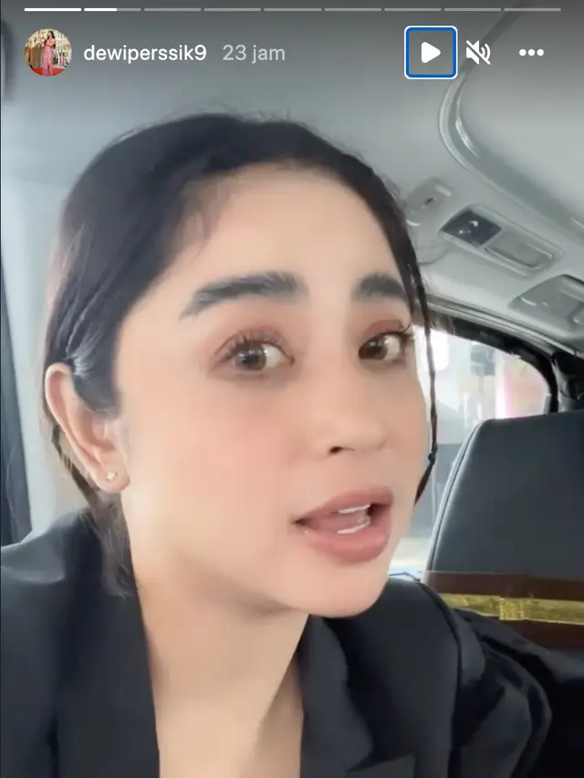 Unggahan Dewi Perssik. (Foto: Dok. Instagram @dewiperssik9)