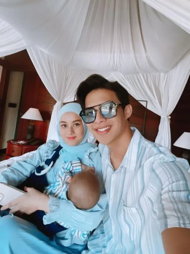 Ajak Anak Pertama Kali, Ini 6 Potret Dinda Hauw dan Rey Mbayang Liburan di Bali