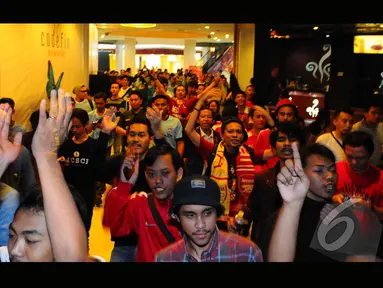 Nex Media dan Liputan6.com gelar nobar Arsenal vs Man City di La Codefin, Kemang, Minggu (10/8/2014) (Liputan6.com/Andrian M Tunay)