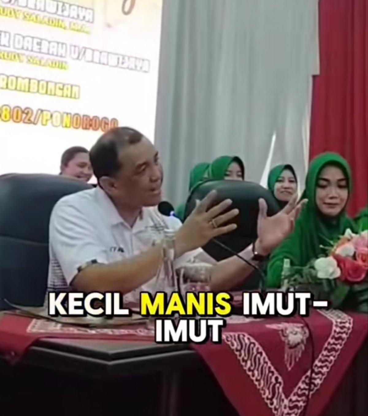 Jenderal TNI Candai Istri Bukan Macan tapi Imut Bak Kelinci, Ujungnya Tak Terduga Bikin Semua Anak Buah Tertawa