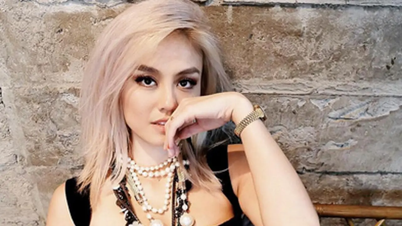 [Bintang] Agnez Mo