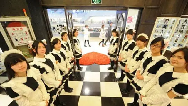 8 Potret Warung Bertema Anime Ini Bikin Para Wibu Merapat