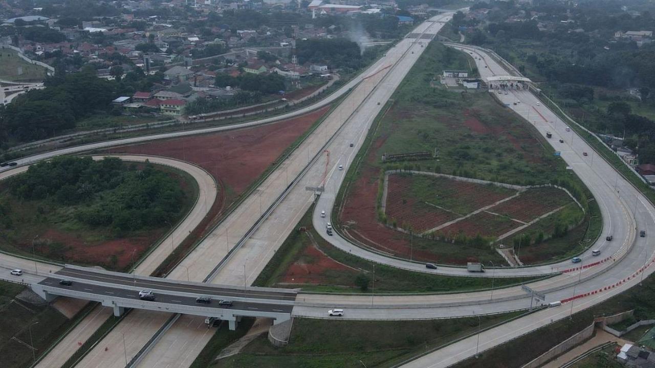 Kementerian Pekerjaan Umum dan Perumahan Rakyat (PUPR) bersama Badan Usaha Jalan Tol PT Cimanggis Cibitung Tollways telah menyelesaikan pembangunan Jalan Tol Cimanggis - Cibitung Seksi 2B Segmen Nagrak - Cibitung, dan telah dilakukan Uji Laik Fungsi (ULF)