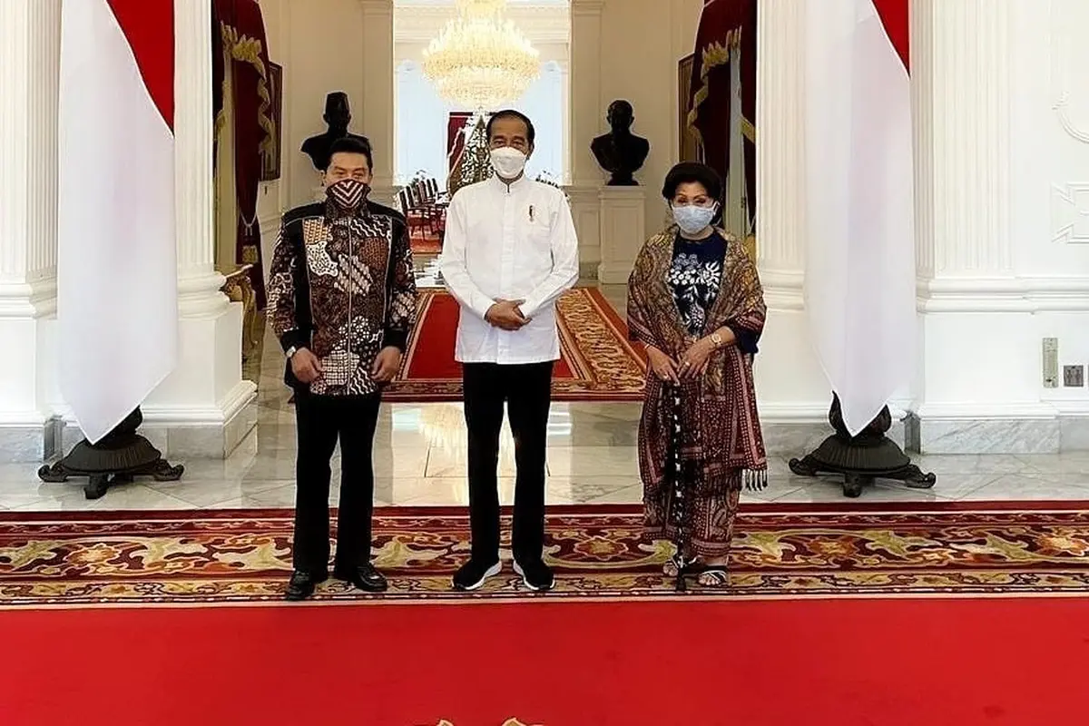 Presiden Jokowi ketika menerima kunjungan mantan kepala Badan Inteijen Negara (BIN) Jenderal TNI (Purn) Abdullah Mahmud Hendropriyono
