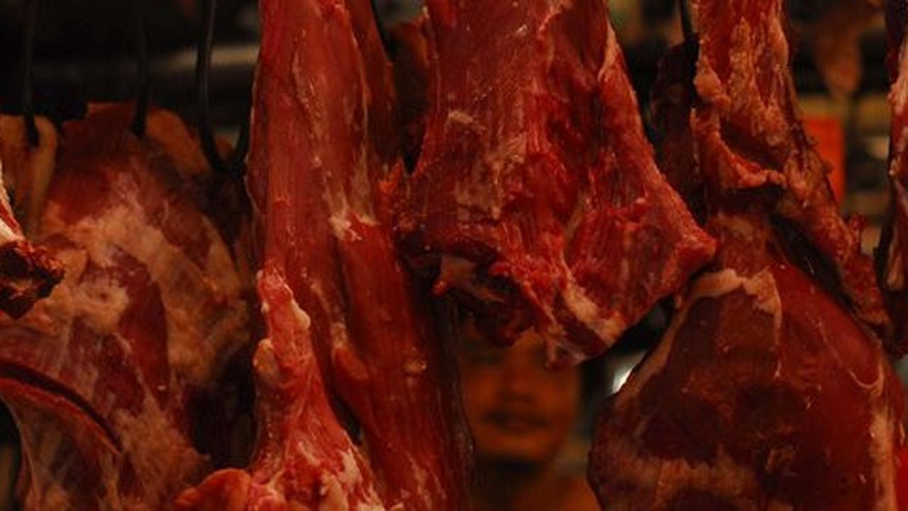 5,5 Ton daging sapi ludes dalam pasar murah selama 3 hari di Bandung