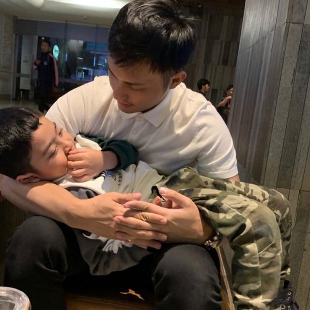 Jadi Ayah Sambung, Ini 6 Potret Kedekatan Fadel Islami dan Kelima Anak Muzdalifah