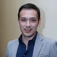 Richard Kevin di premiere film Air Mata Surga (Galih W. Satria/bintang.com)