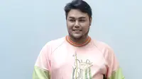 Lihat Rancangan Ivan Gunawan, Titi DJ Jatuh Cinta