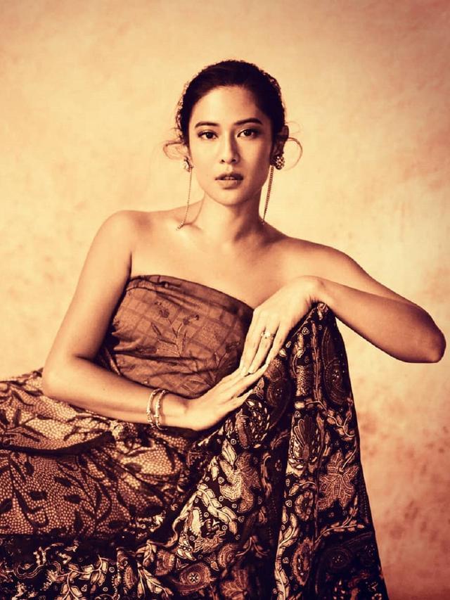 Dian Sastrowardoyo