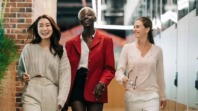 Sikap Positif pada Perempuan, Pahami Cara Spesial Agar Menjadi Idaman Para Pria Tertarik