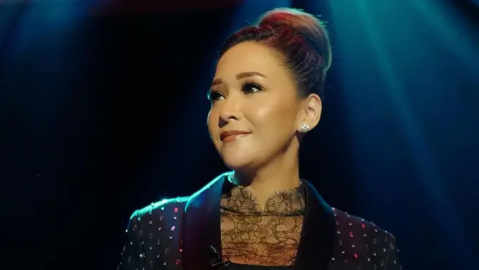 Inspirasi Gaya Rambut Maia Estianty