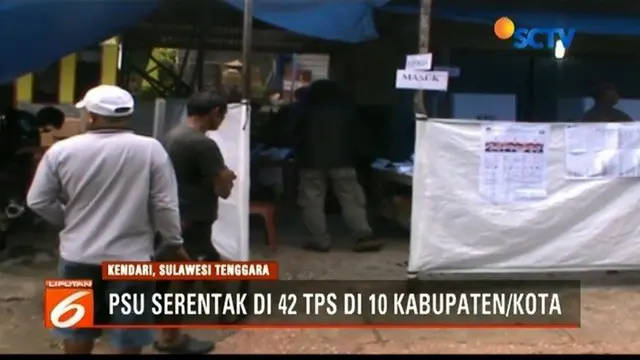 KPU Sulawesi Tenggara menggelar pemungutan surara ulang di 42 TPS lantaran banyak kotak suara yang dibuka tidak sesuai prosedur.