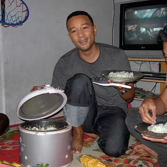 Editan Foto 7 Artis Hollywood Jika Tinggal di Indonesia Ini Bikin Geleng Kepala