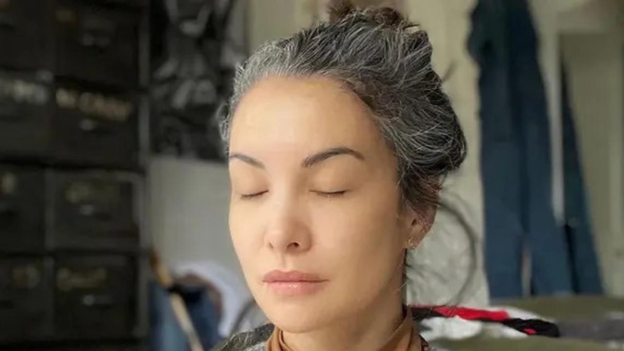 Cara Mudah Menghitamkan Rambut & Menghilangkan Uban, Bisa Dicoba