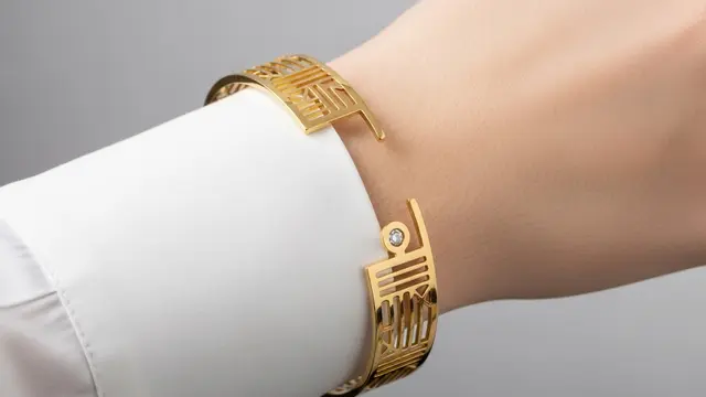 Gelang Emas Cuff