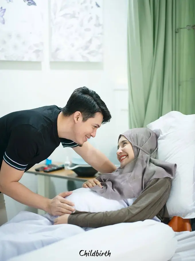 [Fimela] Zaskia Sungkar dan Irwansyah