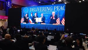 Penandatangan kesepakatan damai Thailand dan Kamboja yang disaksikan Perdana Menteri Malaysia Anwar Ibrahim selaku Ketua ASEAN dan Presiden AS Donald Trump di Kuala Lumpur, Malaysia, Minggu (26/10/2025). (Dok. ANTARA/Rangga Pandu Asmara Jingga).