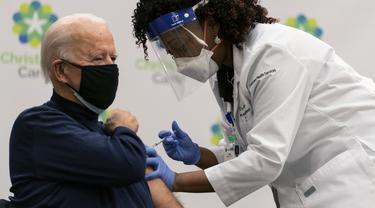 Joe Biden Disuntik Vaksin Corona COVID-19