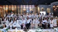 Dove Girls Gathering  mengundang 30 beauty enthusiast ternama tanah air, seperti Diera Bachir dan Tanya Larasati di Food Society Mal Kota Kasablanka pada Rabu (5/3). Tak hanya sekadar have fun, para perempuan juga diajak untuk makin percaya diri.