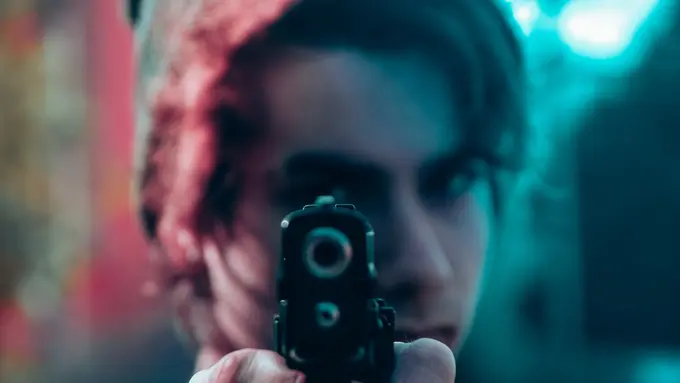 [BIntang] Mimpi Ditembak tapi Nggak Mati, Apa Tuh Artinya?