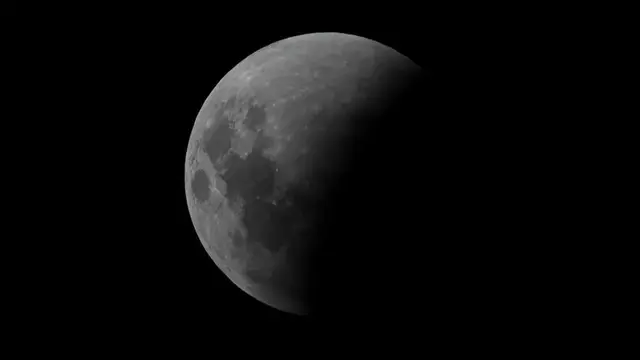 Gerhana Bulan Penumbral di Buenos Aires pada 15 Mei 2022.