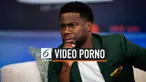 Komedia Kevin Hart tersandung masalah, ia dituntut sebesar 60 juta dolar Amerika oleh seorang wanita karena kasus video porno. Ia dituduh merekam video tanpa sepengetahuan korban.