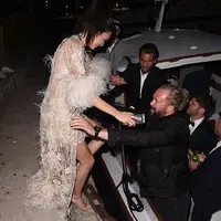 Kendall Jenner (via. Hollywoodlife)