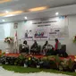 Gelar wicara Duta Baca Indonesia Gol A Gong bersama penulis dari Forum Lingkar Pena Chandra Henaulu saat peresmian Gedung Perpustakaan Kota Ambon. (Liputan6.com/ Dok Ist)