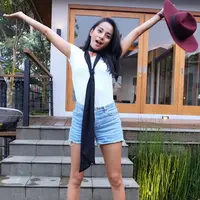 Kebahagiaan pernikahan Kirana Larasati dengan suaminya, Tama Gandjar, semakin bertambah. (Via Instagram/@kiranalarasati)