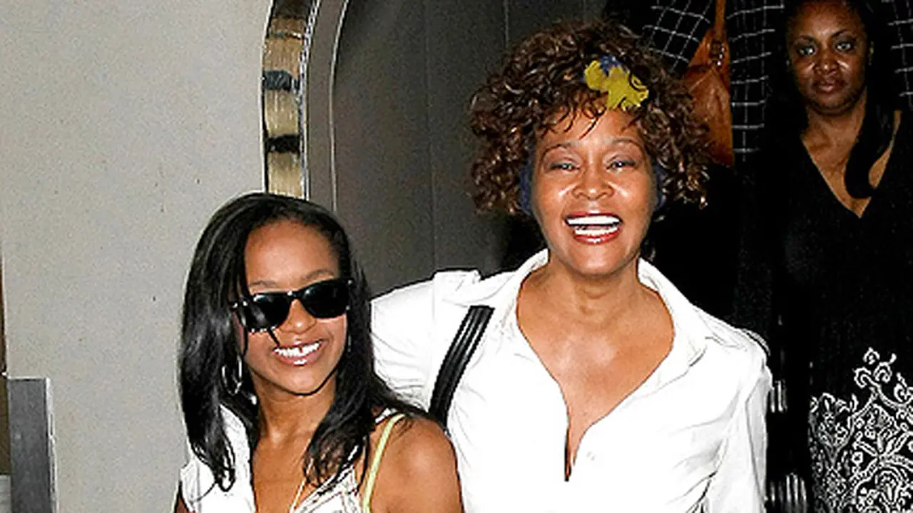 Bobbi Kristina Brown dan Whitney Houston