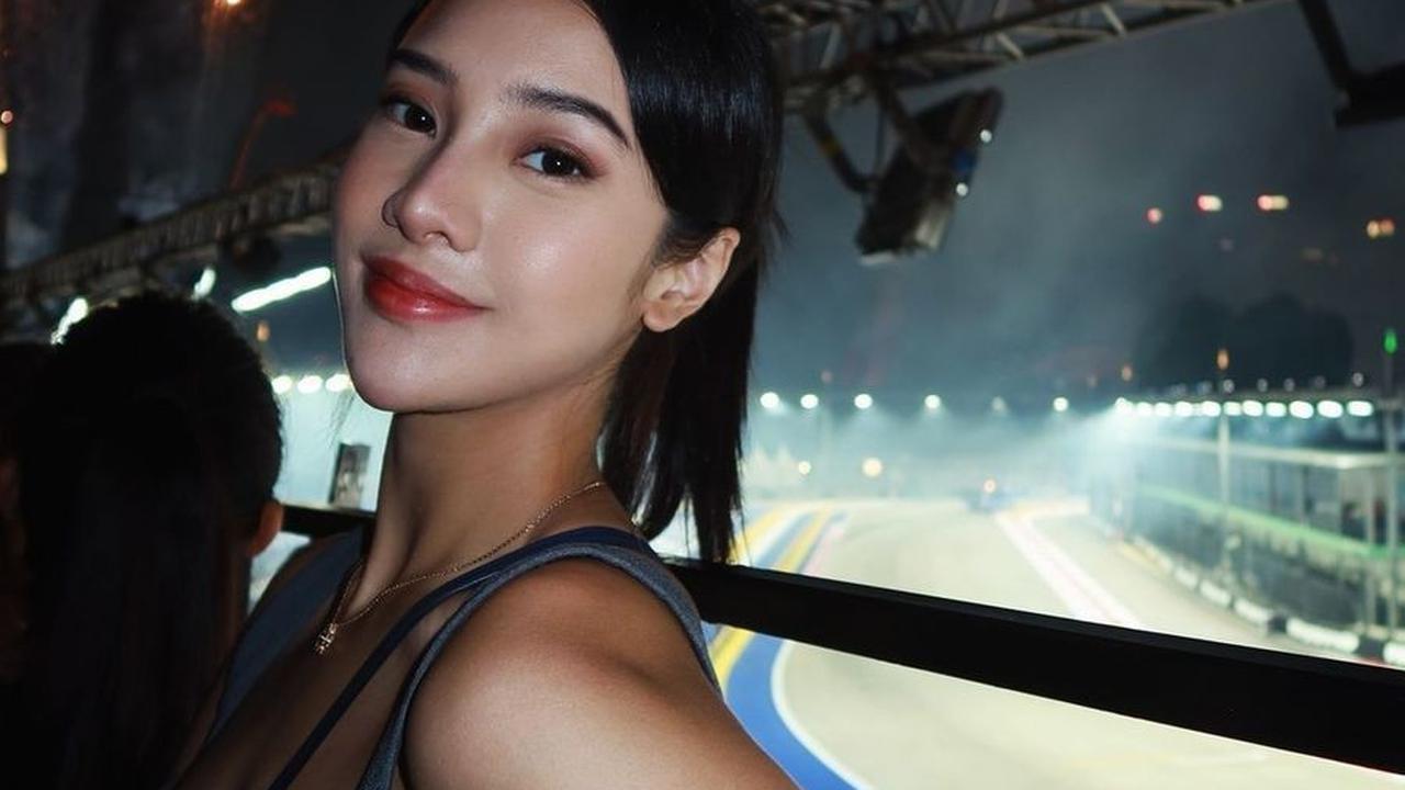 "Ini kalo bukan anya pasti udah dihujat," komentar seorang netizen.<br><br>"benerr, soalnya muka ama badan ga sama putihnya," tambah lainnya.