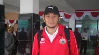 Michael Orah meminta maaf pada Jakmania setelah gagal mempersembahkan kemenangan dalam laga debut bersama Persija Jakarta. (Bola.com/Zulfirdaus Harahap)
