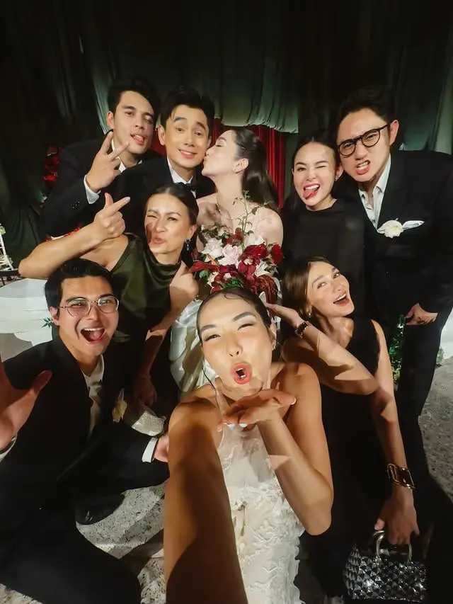 Pasangannya Jadi Groomsmen, Gaya Kompak Nuansa Monokrom Luna Maya, Amanda Manopo, dan Gisella Anastasia di Resepsi Ranty Maria