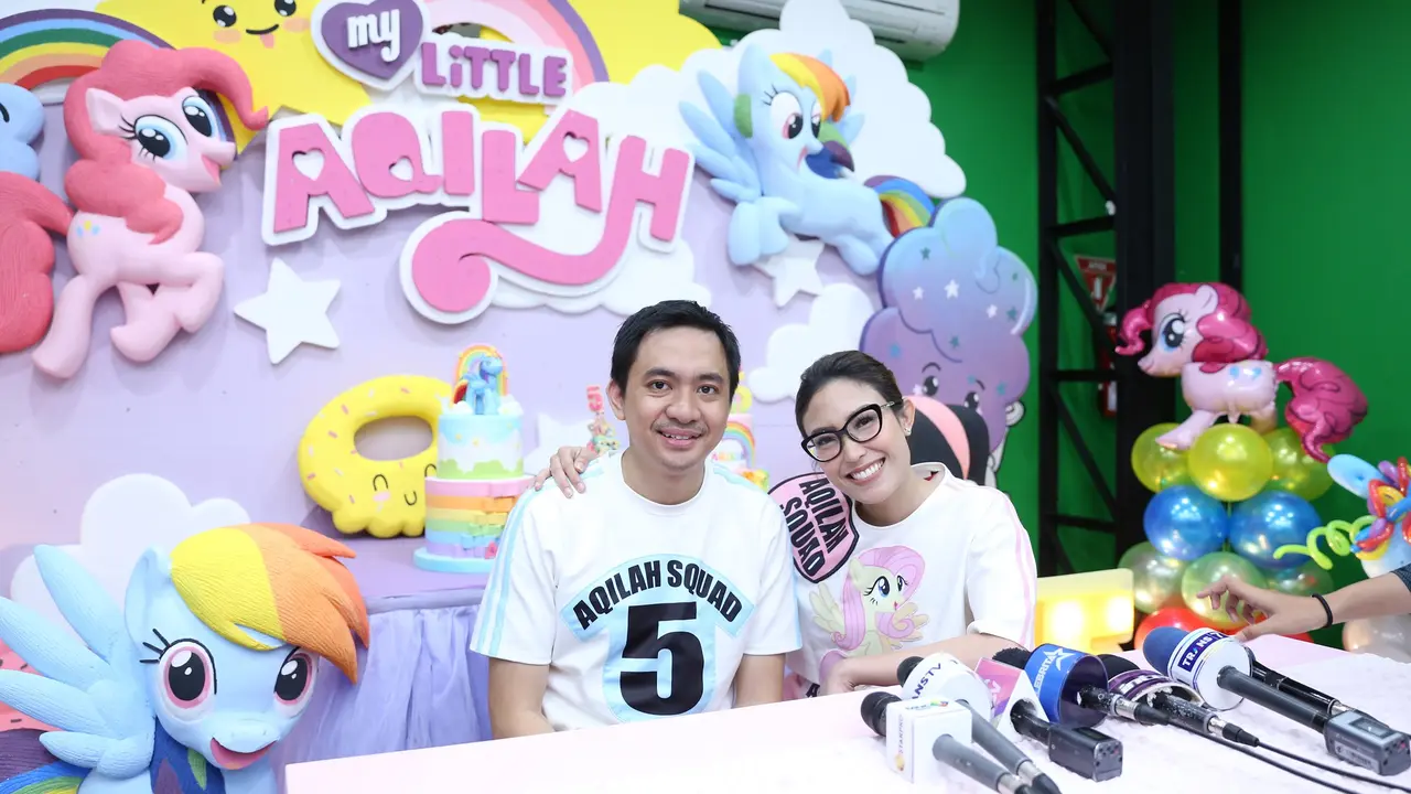 [Bintang] Ulang Tahun Anak Ayu Dewi