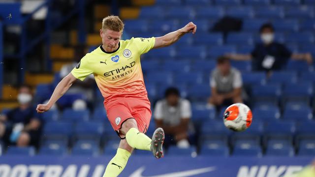 Dikeroyok 4 Pemain Liverpool Kevin De Bruyne Tetap Raih Pemain Terbaik Liga Inggris Inggris Bola Com