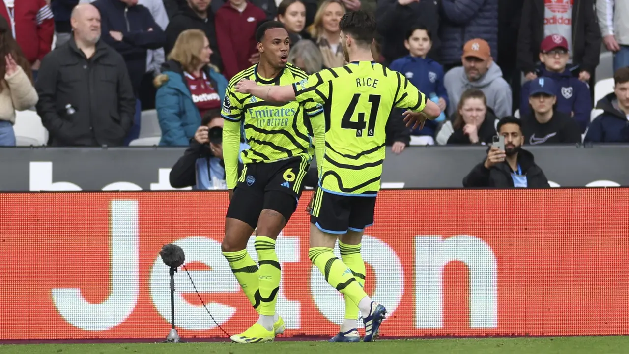 Gabriel Magalhaes - West Ham vs Arsenal di Premier League 2023/2024