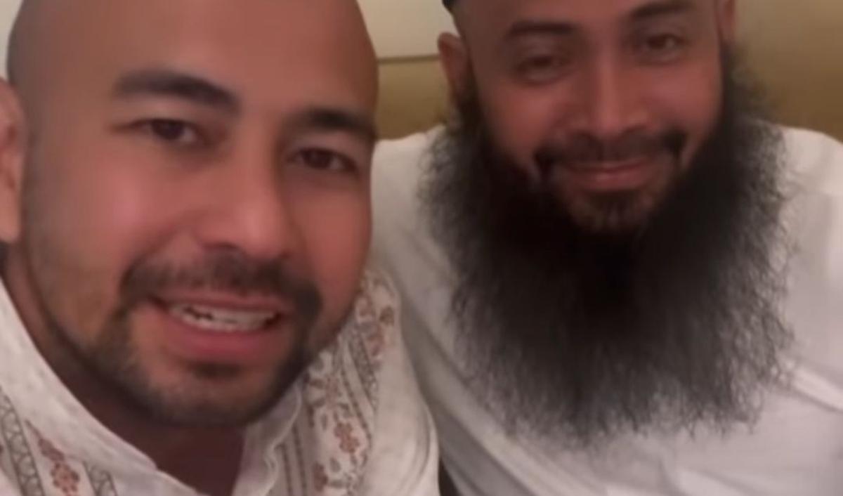 Momen pertemuan Raffi Ahmad dan Ustaz Syafiq Basalamah langsung mencuri perhatian netizen.