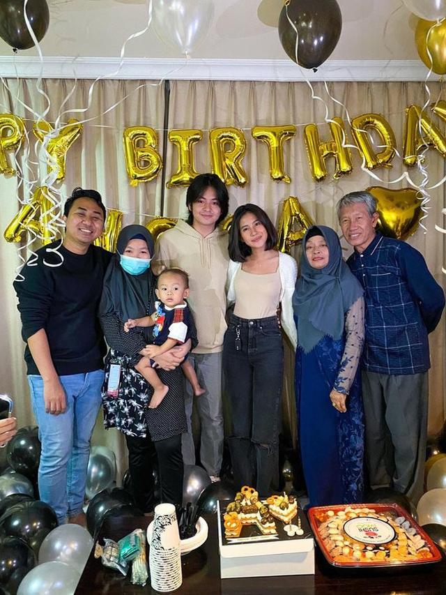 Perayaan ultah Angga Yunanda