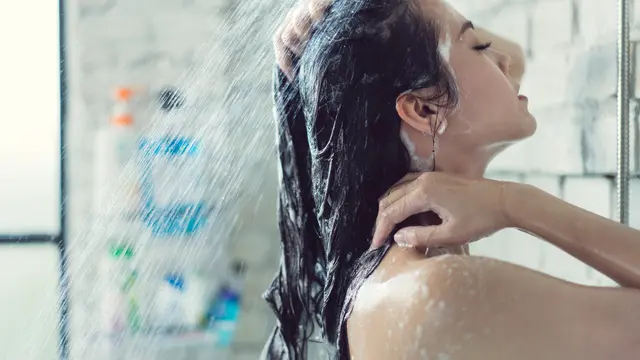 20 Penyebab Rambut Lepek yang Ternyata Bisa dari Polusi dan Kebiasaan Sehari-hari, Temukan Cara Mengatasinya!