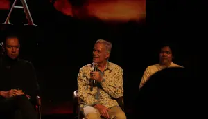 Peter Carey&nbsp;dalam konferensi pers pengumuman proyek film terbaru Visinema berjudul "Perang Jawa" yang diselenggarakan di XXI Music Lounge Plaza Senayan, Senin (21//07/2025). (Foto: Liputan6/Vindy Therecia)