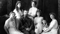 Keluarga Romanovs (Wikipedia)