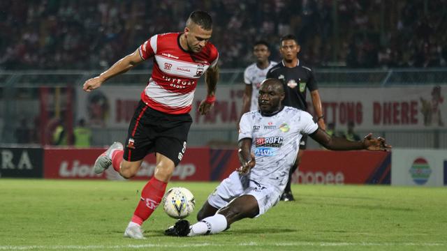 Madura United, Tira Persikabo