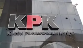 KPK Geledah Rumah Dirjen ATR/BPN Lampri di Nganjuk Jatim