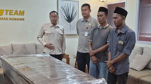 Jenazah ABK Surakman Tiba di Bandara Soetta, Langsung Dibawa ke Pandeglang
