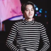 Berperan sebagai teman baik Lee Cho Hee, di serial dramanya kali ini Kai EXO terkenal sebagai seorang murid teladan yang tampan. Tak heran jika ia disukai teman-temannya. (Instagram/KaiExo)