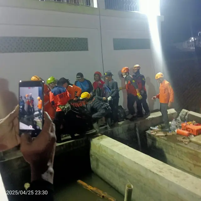 Terjadi Longsor di Ponpes Gontor Magelang, Kemensos Berikan Santunan Kepada Korban Meninggal dan Luka-luka