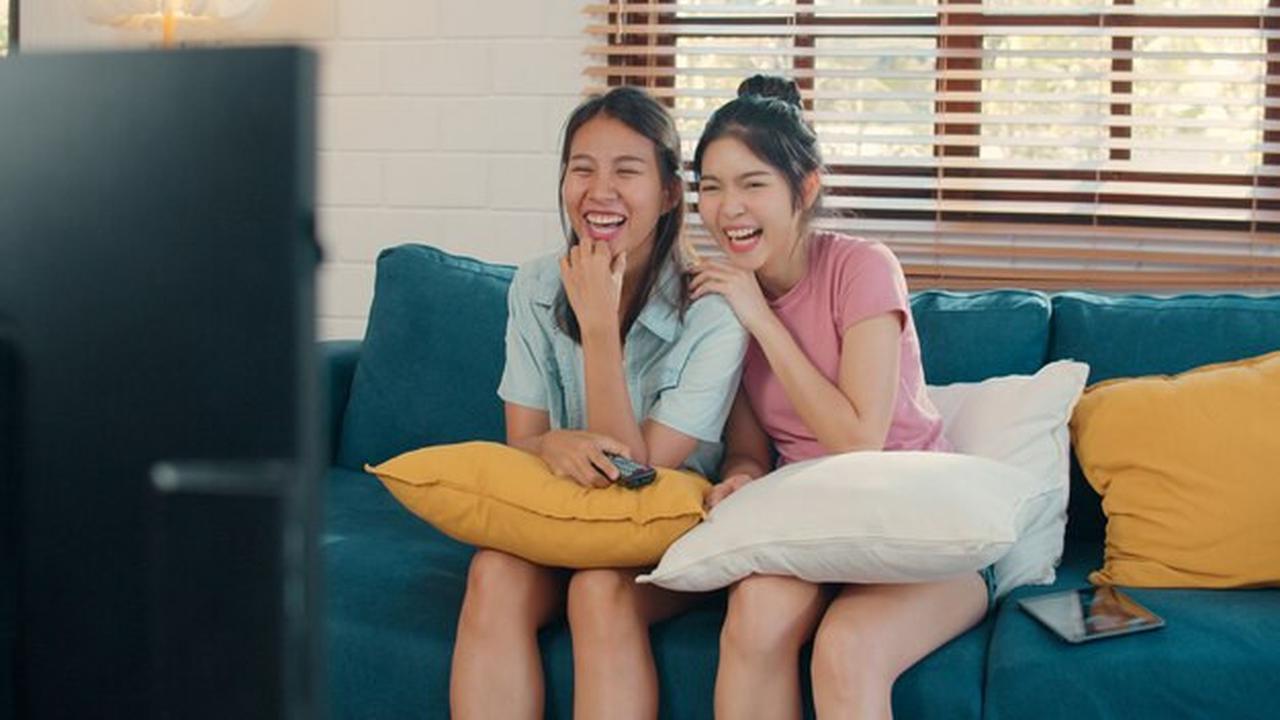 Rewatch Serial Favorit, Manfaatnya Lebih dari Sekadar Nostalgia