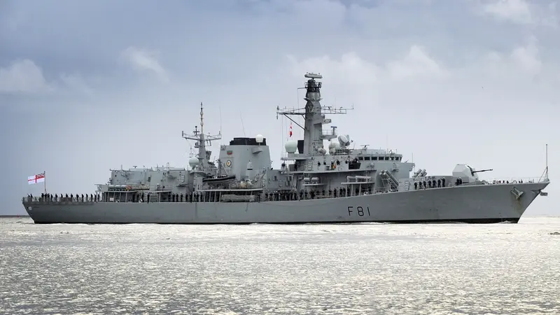 Kapal perang AL Inggris, HMS Sutherland (Wikimedia Commons)