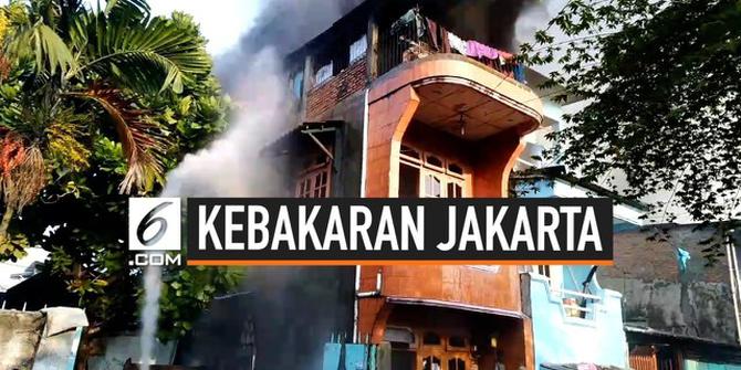 VIDEO: Belasan Rumah di Tanjung Duren Hangus Terbakar